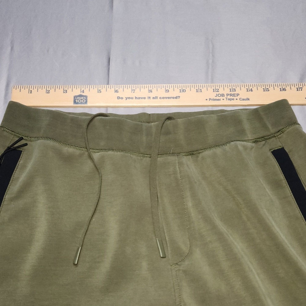 Merrell Mens Olive Green Activewear Hiking Shorts Joggers Waist Size Medium - Picture 3 of 7